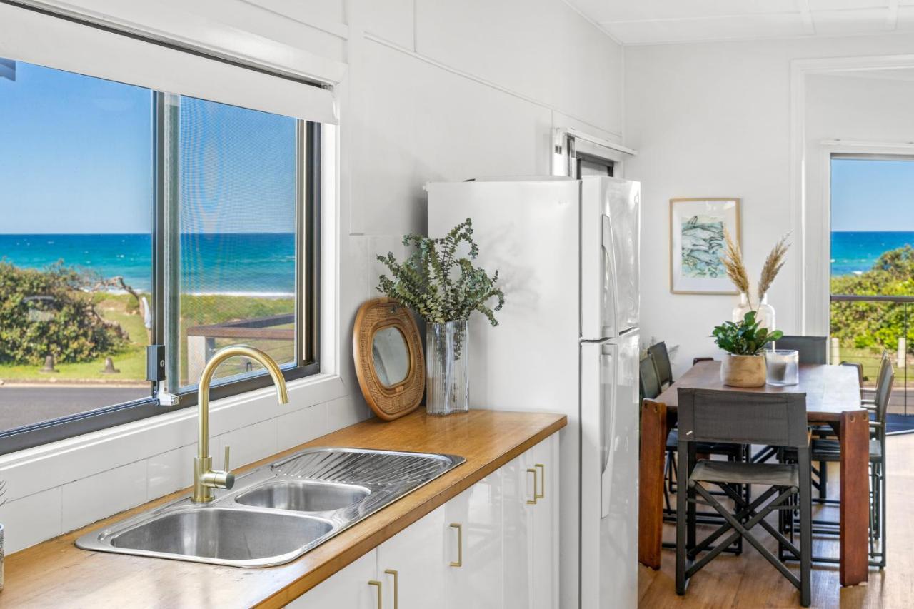 Surfside - Lennox Head Villa ภายนอก รูปภาพ
